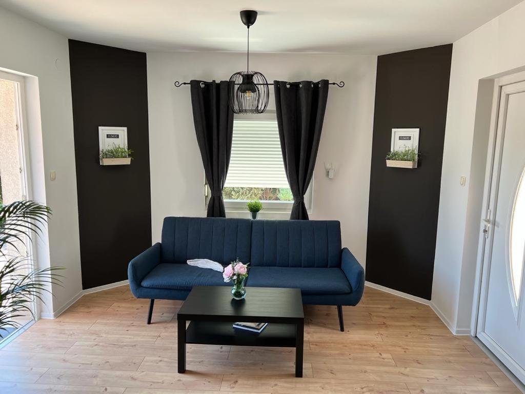 4 Stars Apartments Near Airport Velika Gorica Luaran gambar