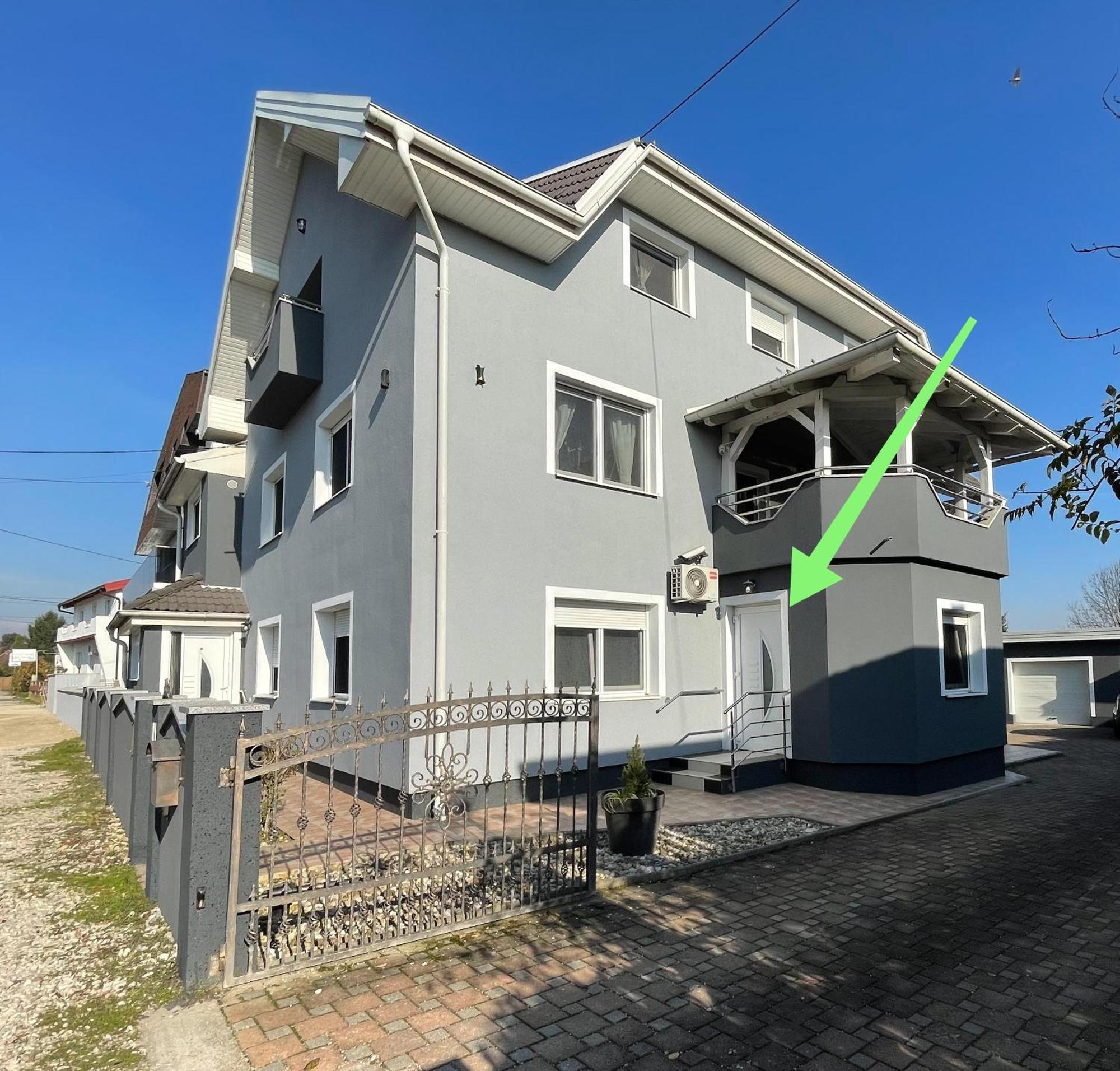 4 Stars Apartments Near Airport Velika Gorica Luaran gambar